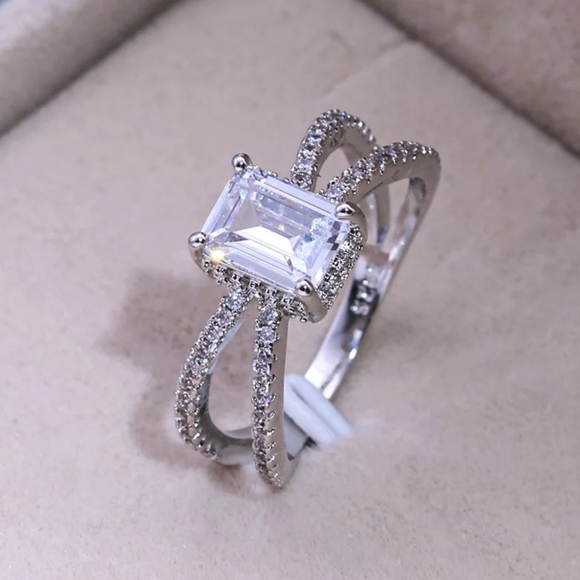 X shape beautiful ring! - Picture 3 of 6